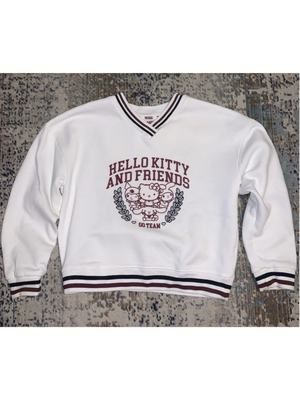 Hello Kitty and Friends White Graphic Pullover Sweatshirt Girls Size 12-13 Yrs